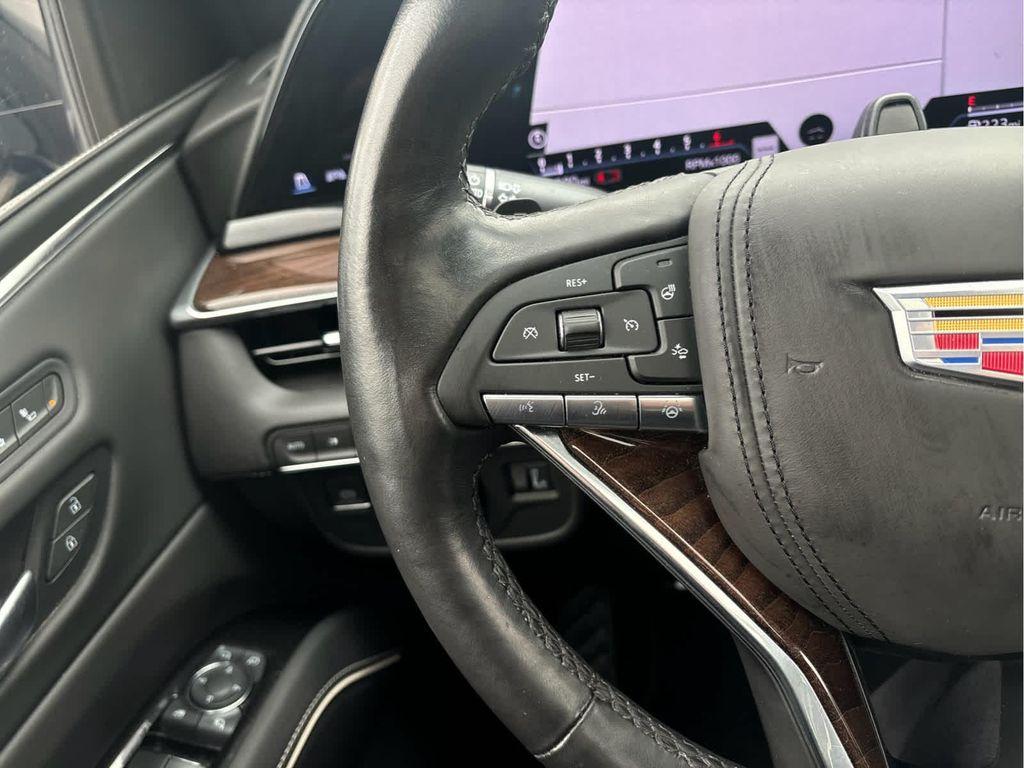 used 2023 Cadillac Escalade ESV car, priced at $79,995