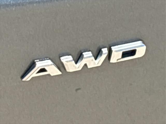 used 2023 Cadillac XT5 car, priced at $42,995