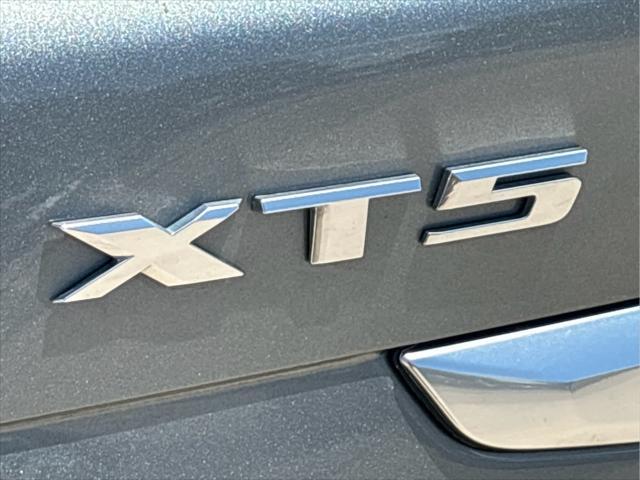 used 2023 Cadillac XT5 car, priced at $42,995