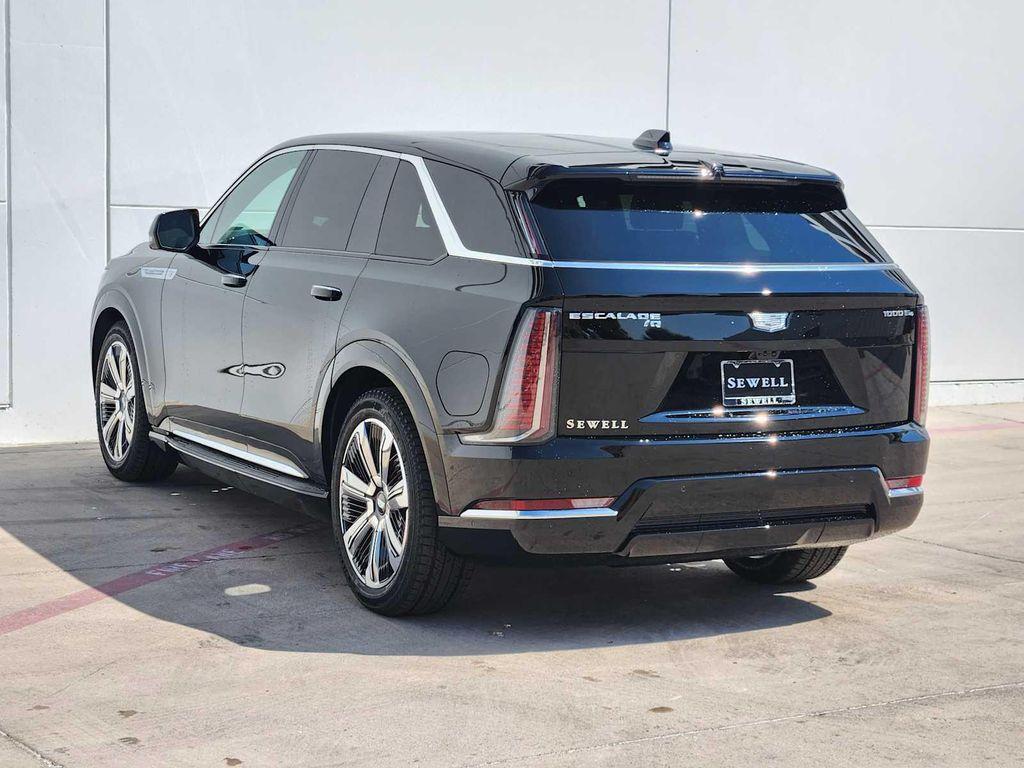 new 2025 Cadillac Escalade IQ car, priced at $134,705