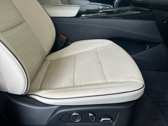 used 2023 Cadillac Escalade ESV car, priced at $79,995