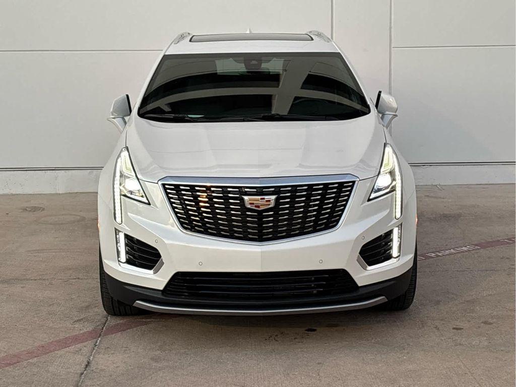 used 2025 Cadillac XT5 car, priced at $41,995