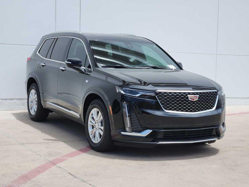new 2025 Cadillac XT6 car, priced at $51,215