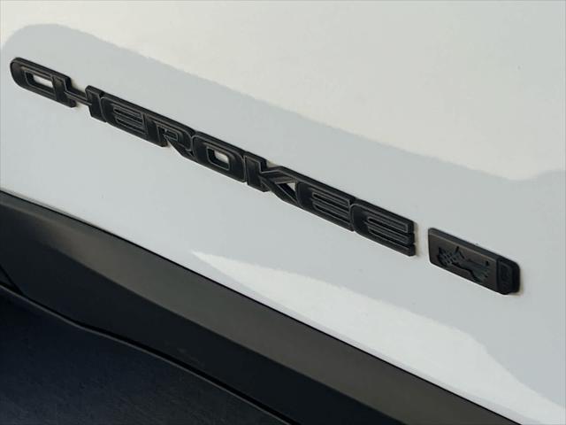 used 2021 Jeep Cherokee car, priced at $22,995