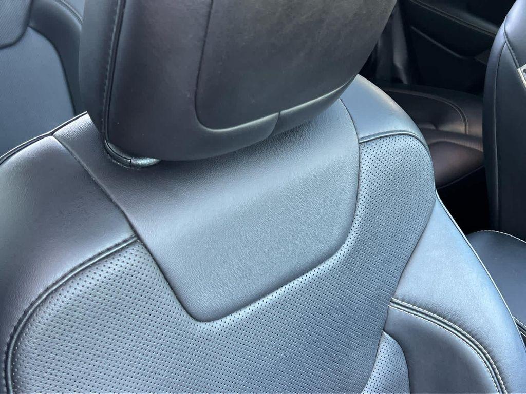 used 2021 Jeep Cherokee car, priced at $18,995