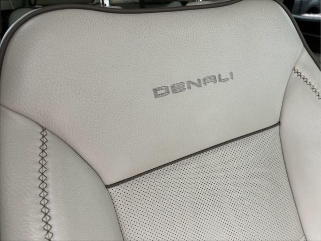 used 2022 GMC Yukon car, priced at $58,495