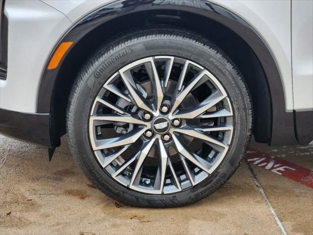 new 2024 Cadillac XT4 car, priced at $51,215