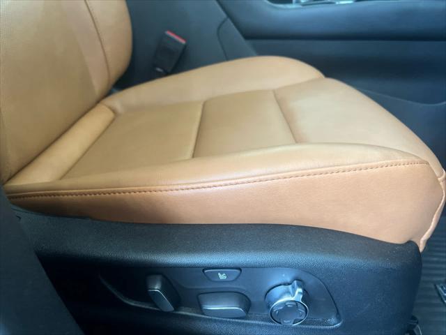 used 2024 Cadillac XT4 car, priced at $39,977