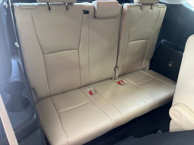 used 2022 Toyota Highlander car, priced at $34,995