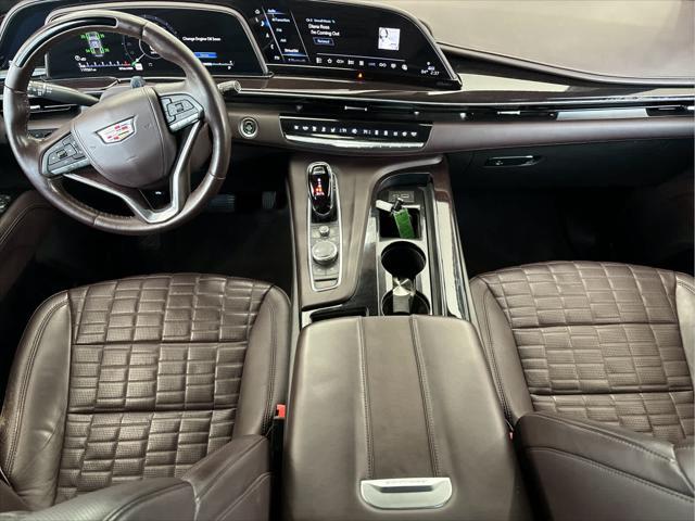 used 2022 Cadillac Escalade ESV car, priced at $57,995
