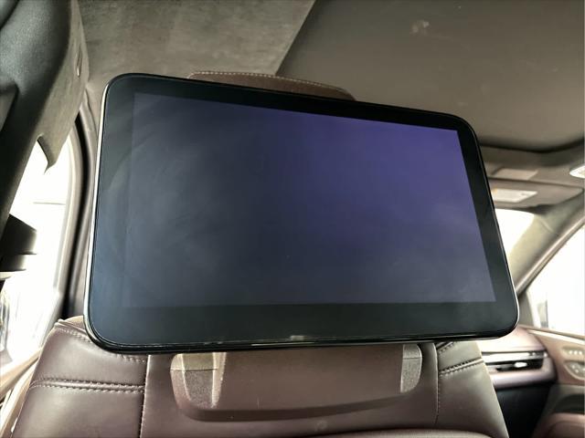 used 2022 Cadillac Escalade ESV car, priced at $57,995