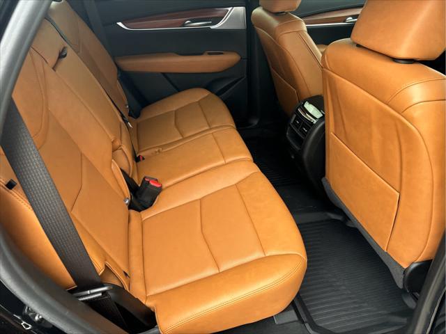 used 2024 Cadillac XT5 car, priced at $44,995