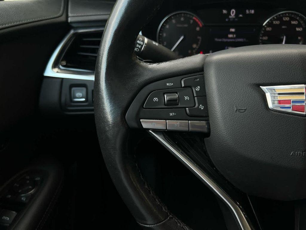 used 2021 Cadillac XT6 car, priced at $32,995
