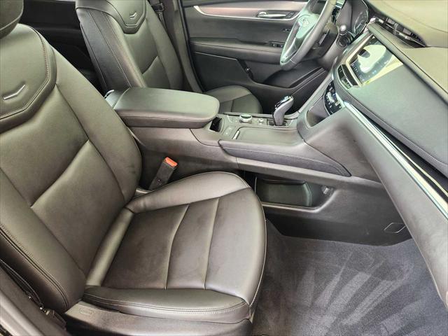 new 2025 Cadillac XT6 car, priced at $51,510