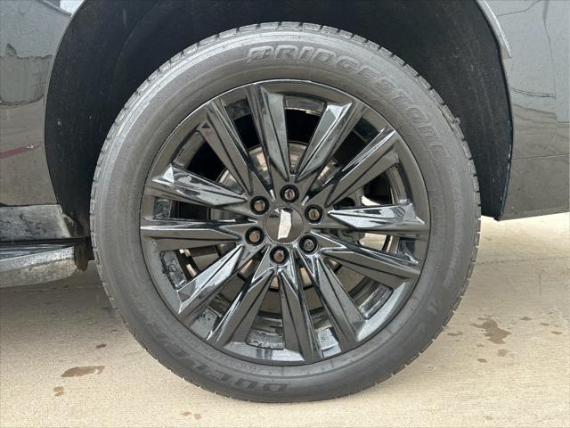 used 2022 Cadillac Escalade ESV car, priced at $66,995