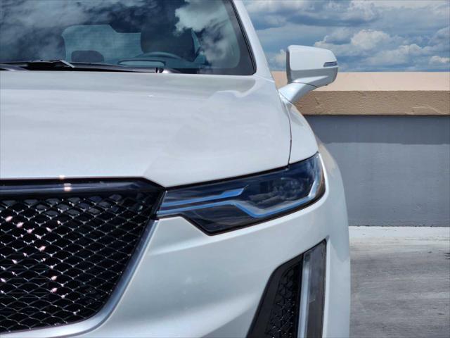 new 2025 Cadillac XT6 car, priced at $68,715