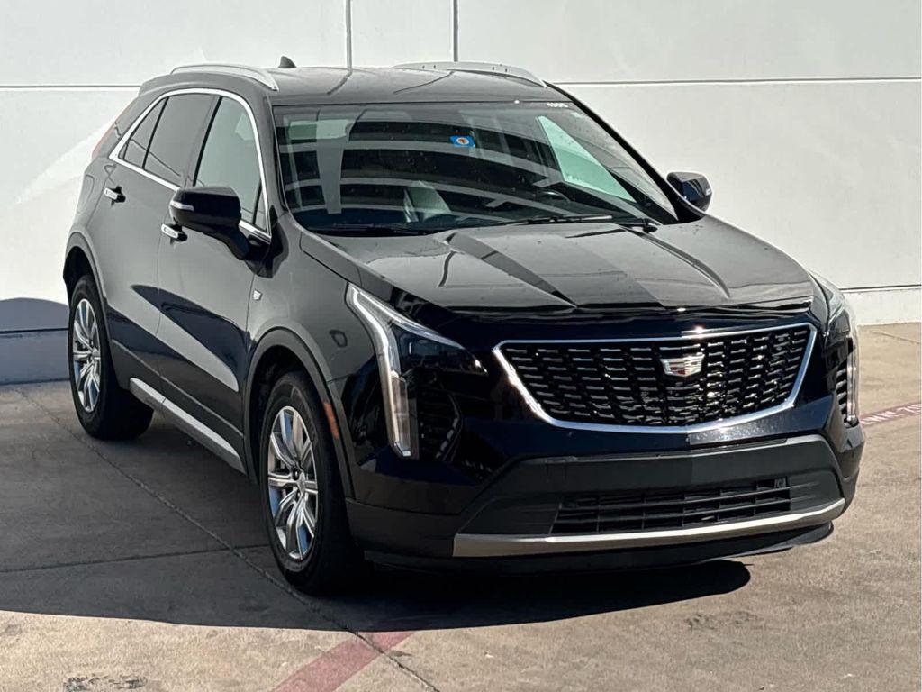 used 2023 Cadillac XT4 car, priced at $24,995