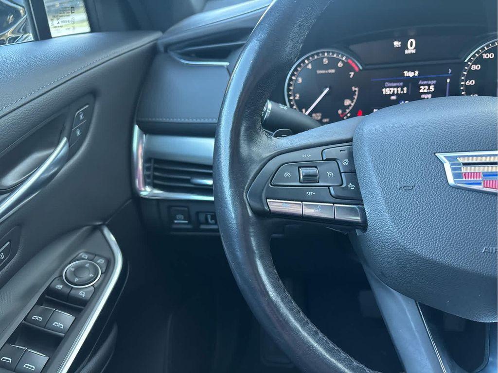 used 2023 Cadillac XT4 car, priced at $24,995