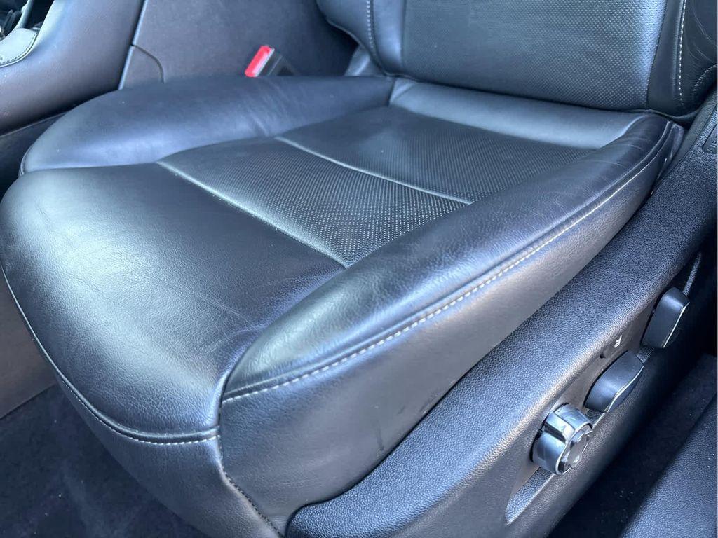 used 2023 Cadillac XT4 car, priced at $24,995