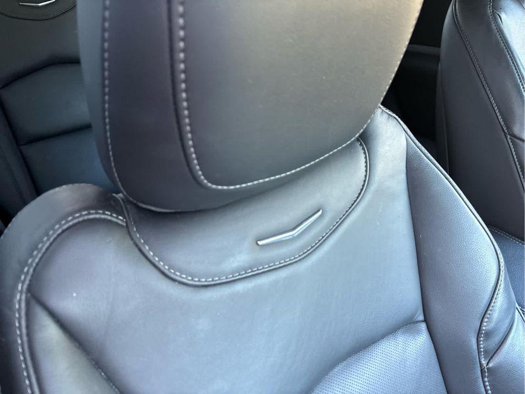 used 2023 Cadillac XT4 car, priced at $24,995