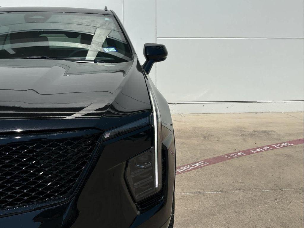 used 2024 Cadillac XT4 car, priced at $42,995