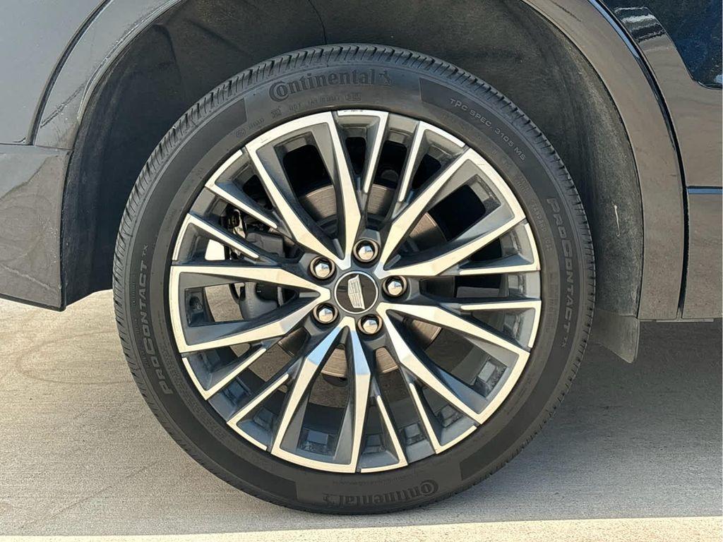 used 2024 Cadillac XT4 car, priced at $42,995
