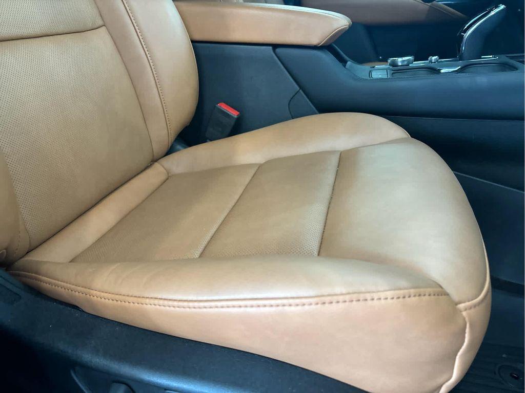 used 2024 Cadillac XT4 car, priced at $42,995