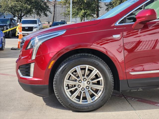 used 2017 Cadillac XT5 car, priced at $16,977