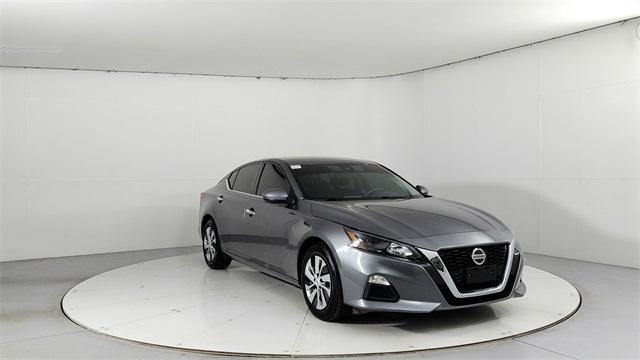 used 2022 Nissan Altima car