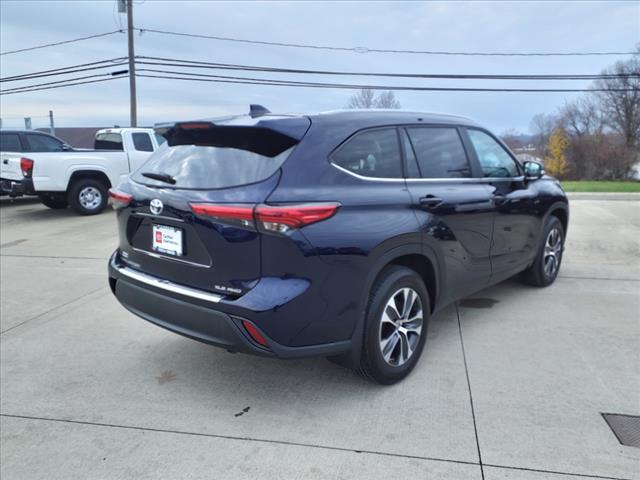 used 2023 Toyota Highlander car, priced at $39,991