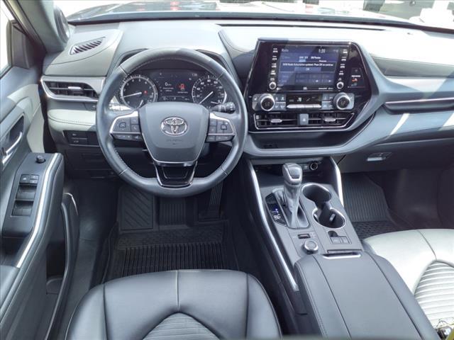 used 2021 Toyota Highlander car, priced at $39,840