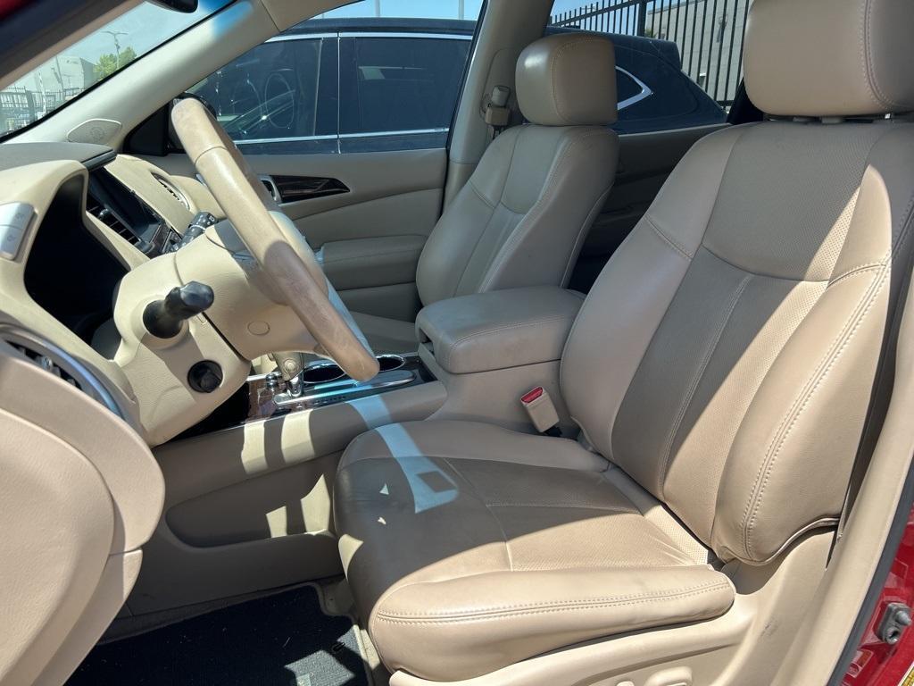 used 2014 Nissan Pathfinder car, priced at $10,000