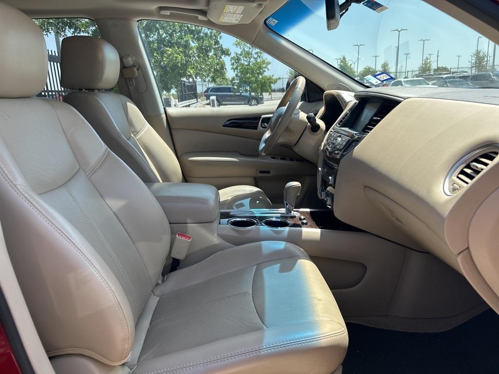 used 2014 Nissan Pathfinder car, priced at $10,000