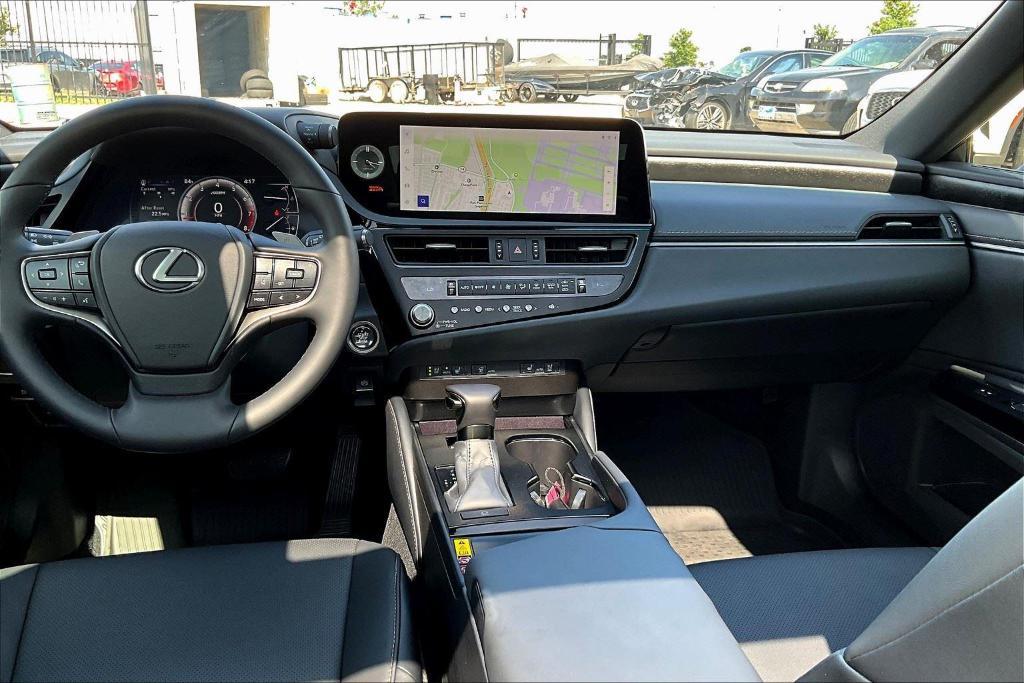 used 2025 Lexus ES 350 car, priced at $46,500