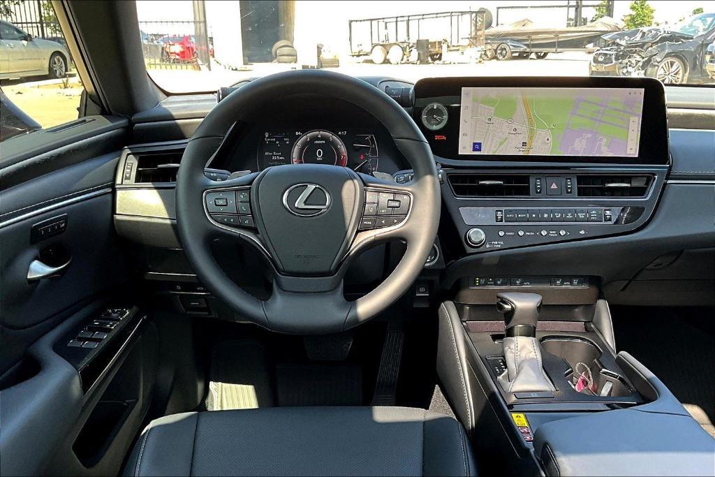 used 2025 Lexus ES 350 car, priced at $46,500