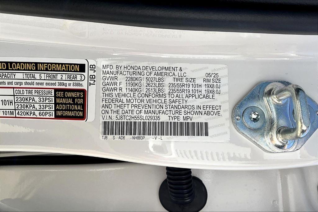 new 2025 Acura RDX car, priced at $49,250