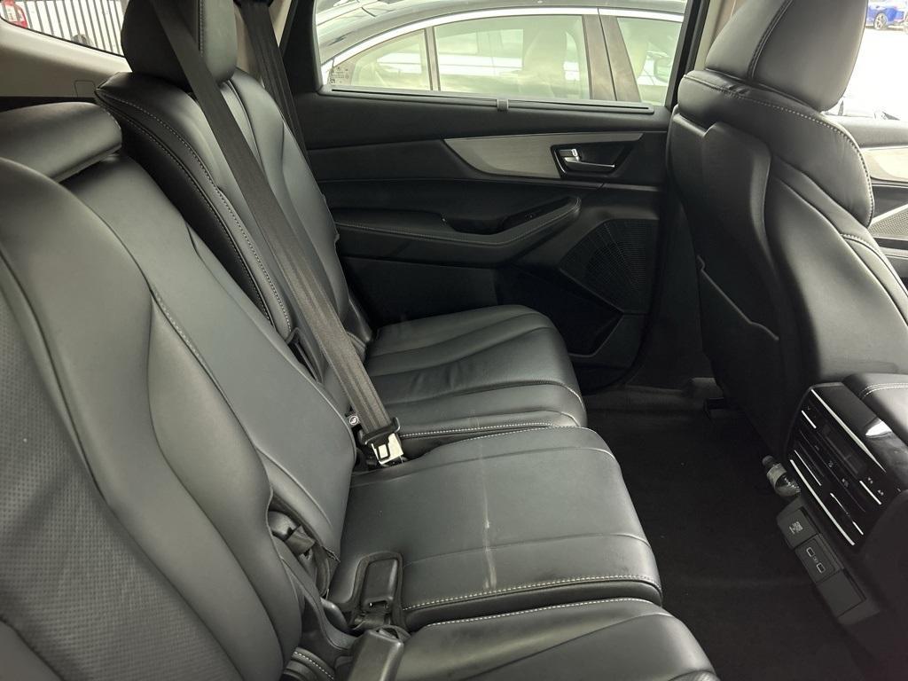 used 2023 Acura MDX car, priced at $40,500