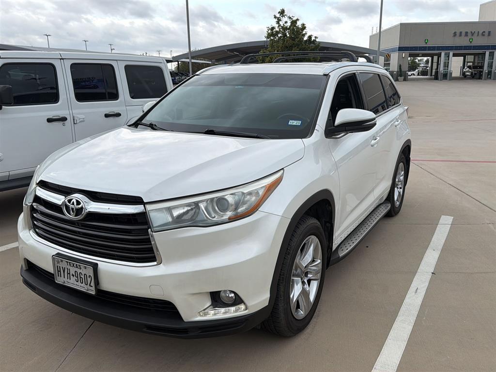 used 2016 Toyota Highlander car, priced at $20,200