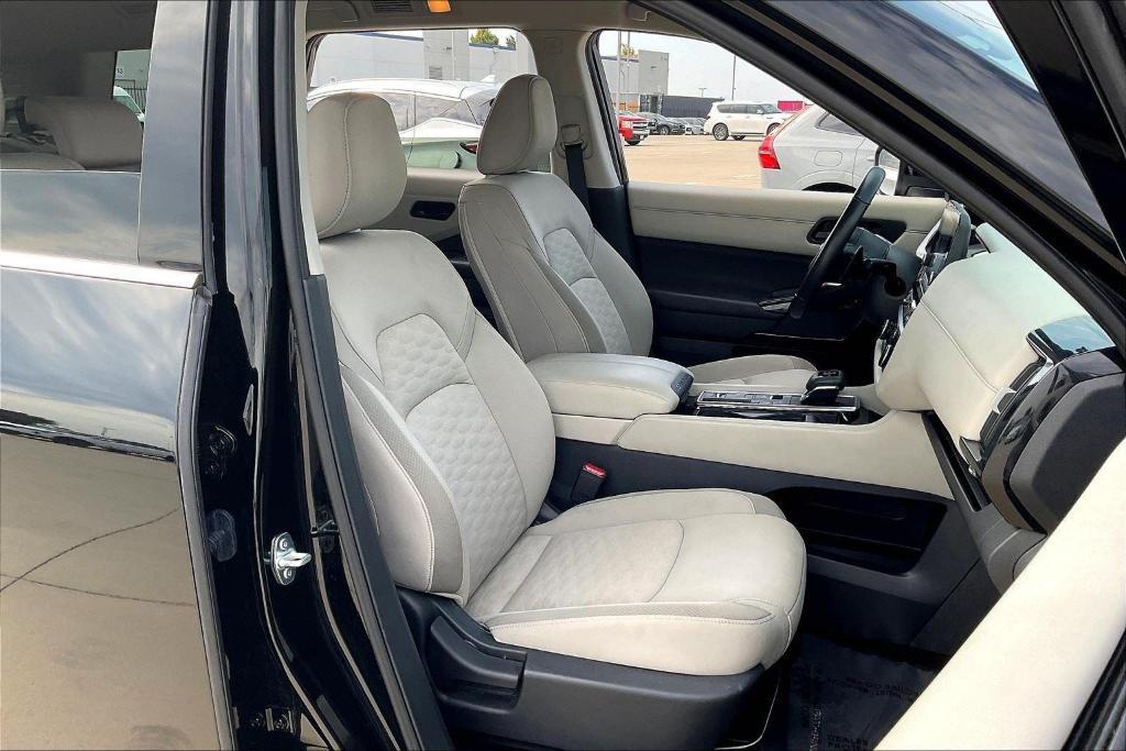 used 2024 Nissan Pathfinder car, priced at $28,400