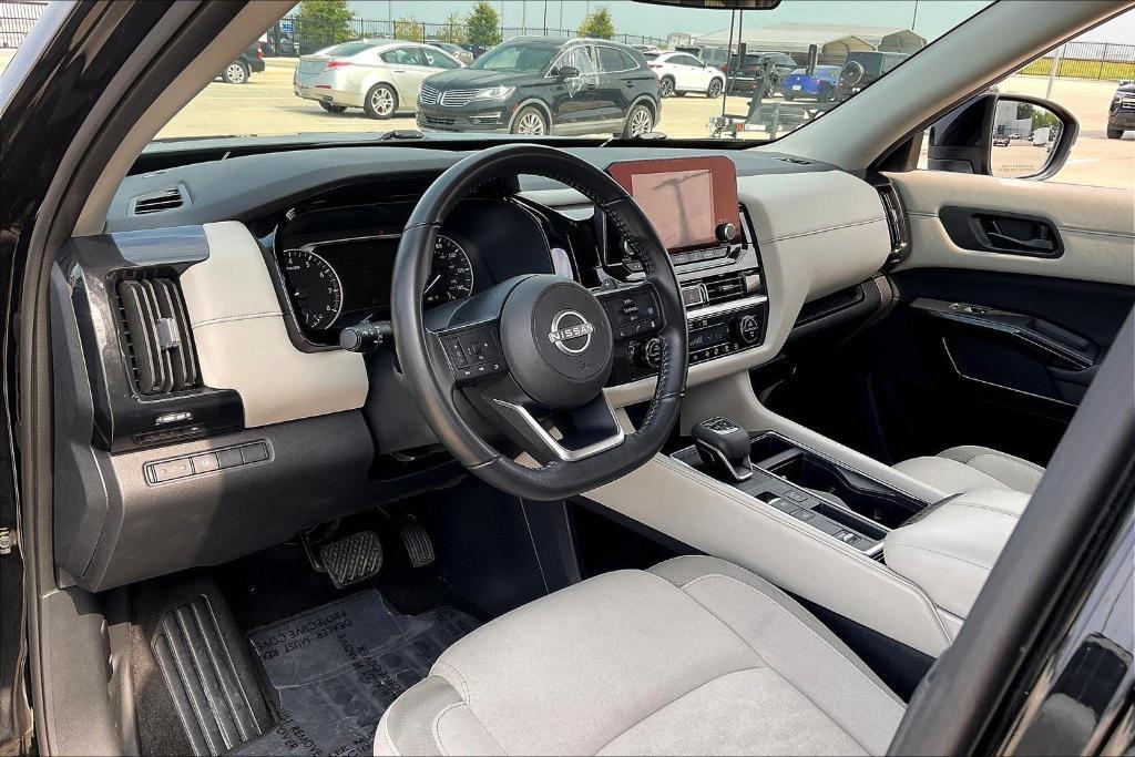 used 2024 Nissan Pathfinder car, priced at $28,400