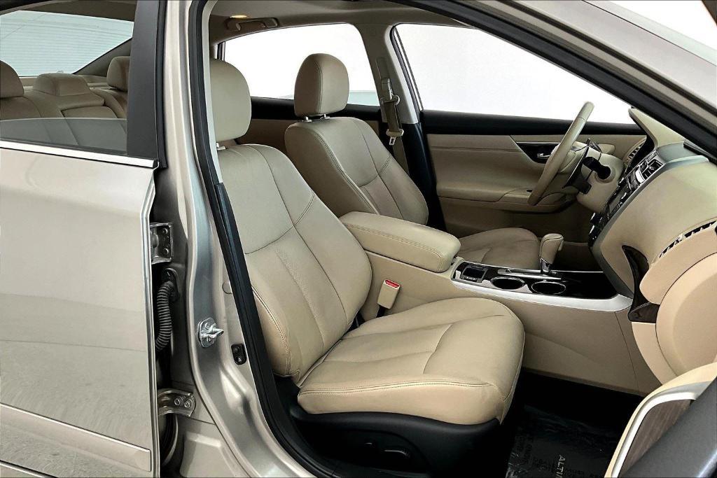 used 2015 Nissan Altima car, priced at $11,250