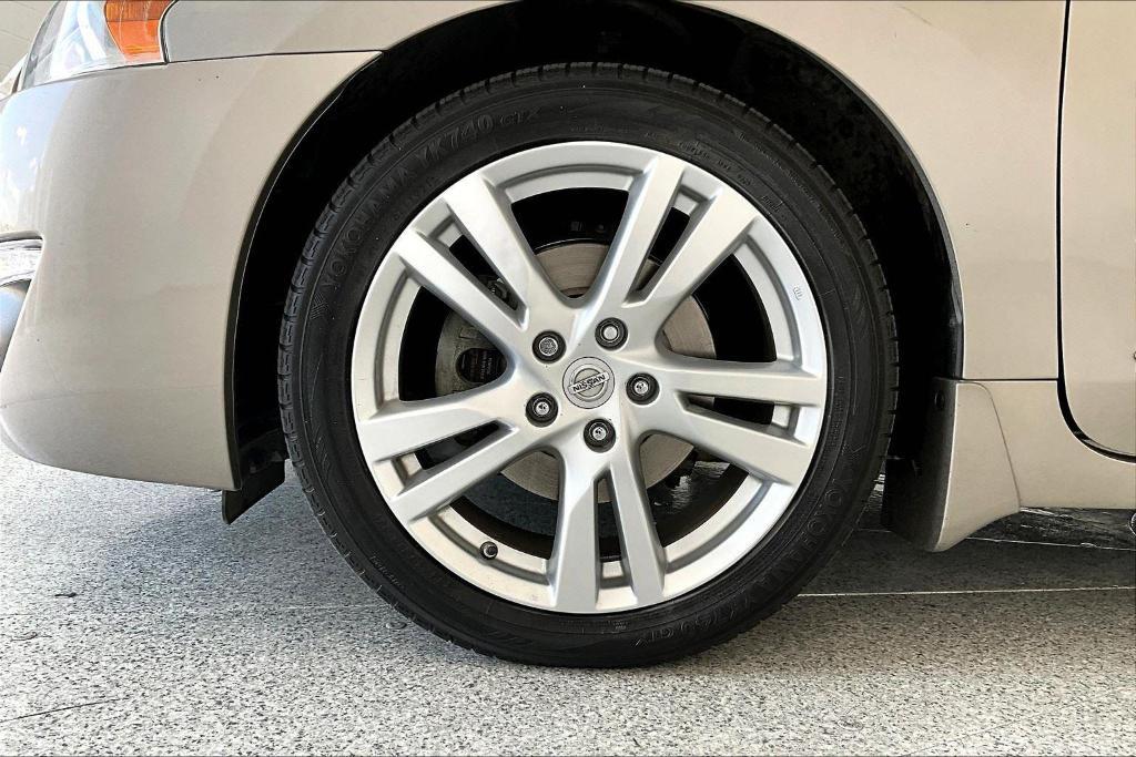used 2015 Nissan Altima car, priced at $11,250