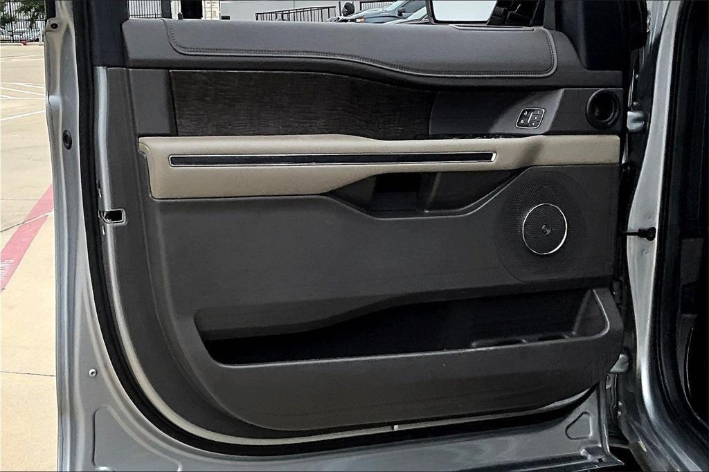 used 2020 Ford Expedition Max car, priced at $25,500