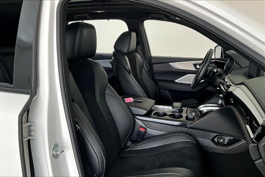 used 2023 Acura MDX car, priced at $41,000