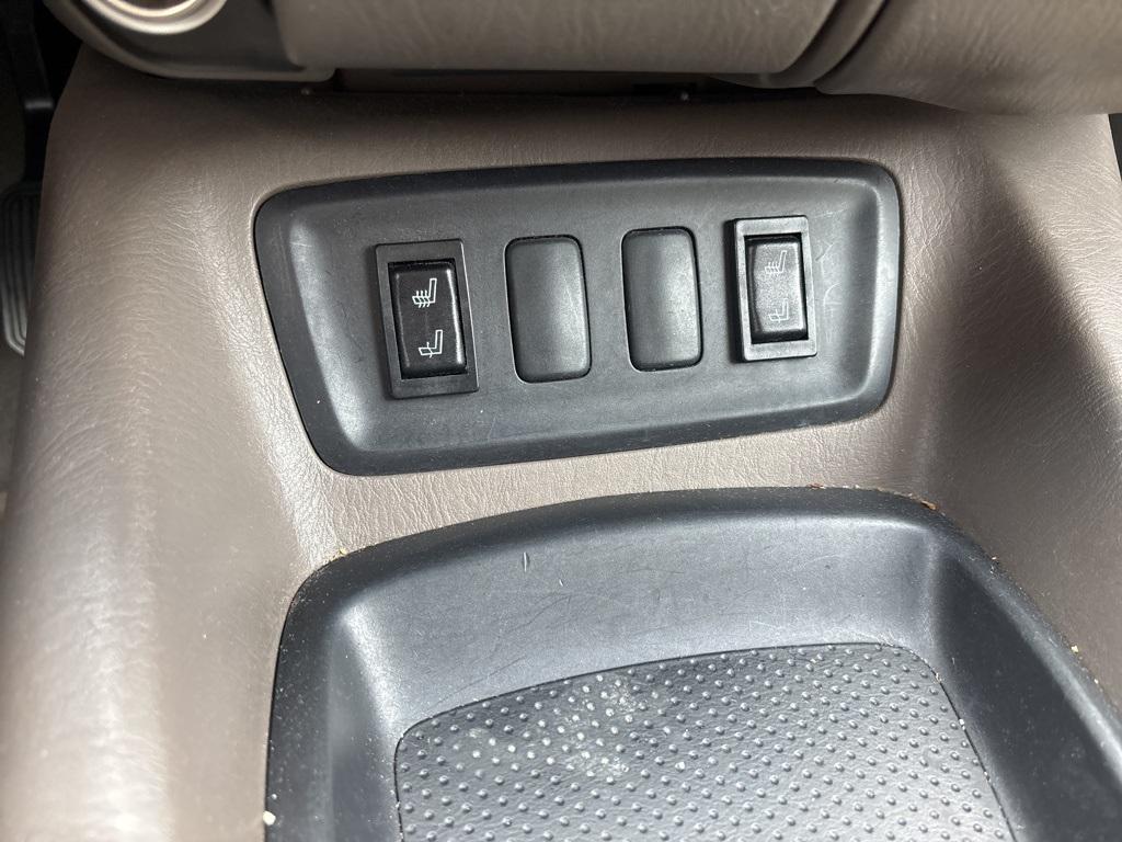 used 2006 Toyota Sequoia car, priced at $9,000