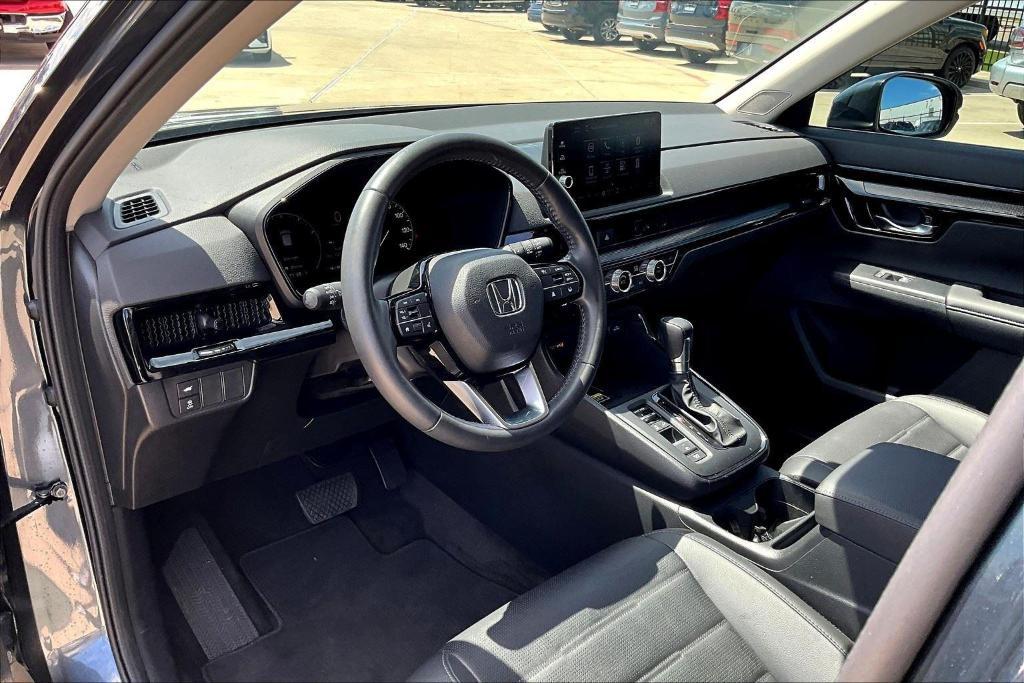 used 2024 Honda CR-V car, priced at $33,000