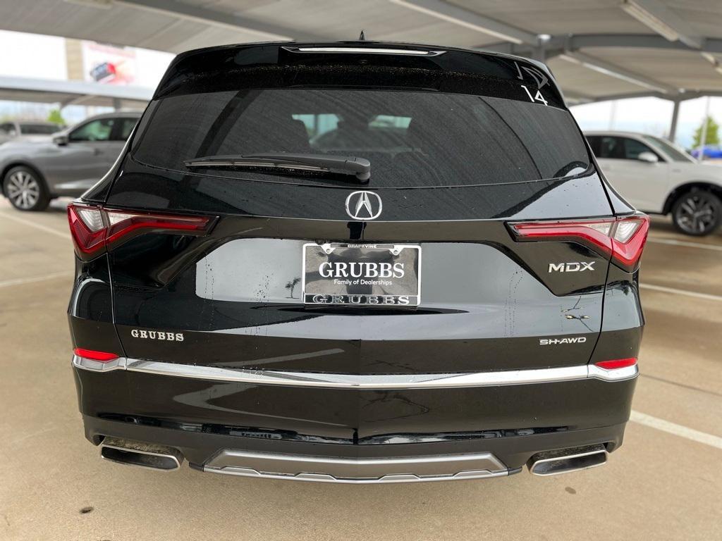 used 2025 Acura MDX car, priced at $49,000