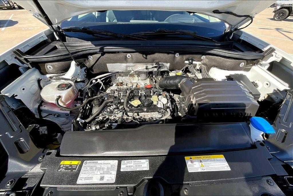 used 2024 Volkswagen Atlas car, priced at $36,900