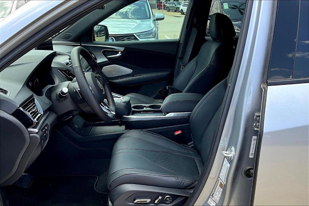 new 2025 Acura RDX car, priced at $55,800