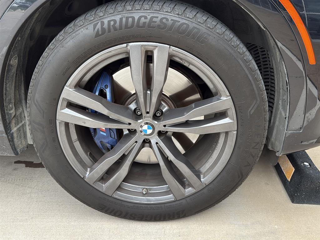 used 2021 BMW X7 car, priced at $37,000